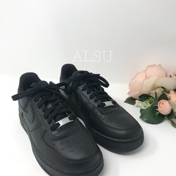 NWT Nike Air Force 1’07 Leather Black W AUTHENTIC - Picture 3 of 8